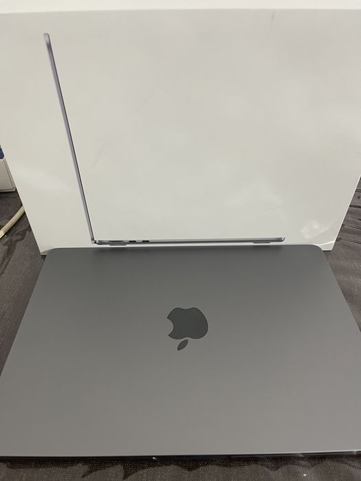 Ноутбок MacBook Air14