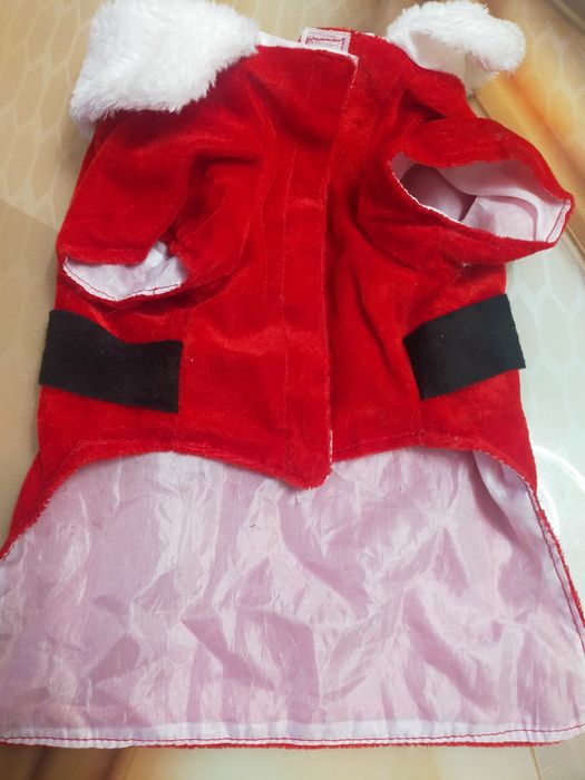 Коледна дрешка за куче