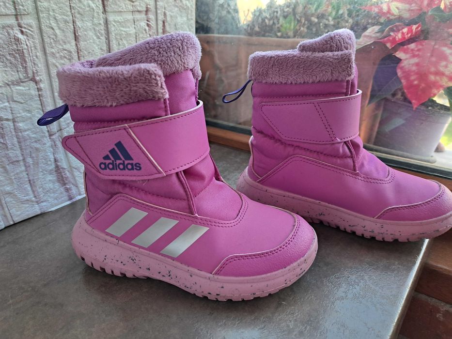 детски ботуши,зимни обувки,боти,апрески,Adidas номер29 за момиче,адида