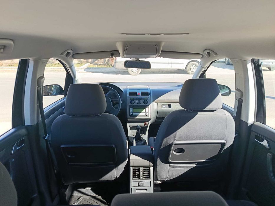 Vw touran 7 locuri 1.6 benzină MPI