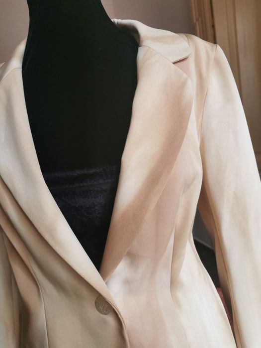 Cos dama marca Karotte