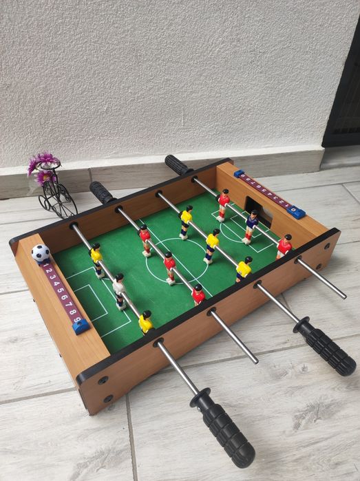 Джаги / Футбол на маса – компактни, почти нови