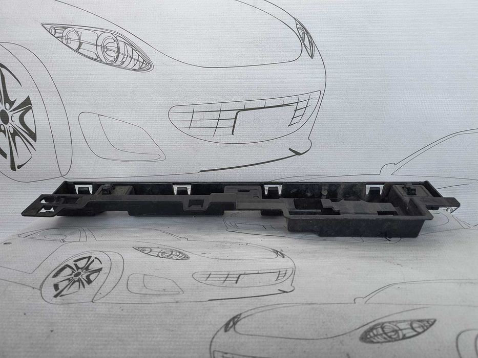 Suport Ghidaj Prag Lateral Dreapta BMW Seria 3 F30 F31 Pachet M 2013 / 2011-2019 Cod OEM 51777256918 (5B2)
