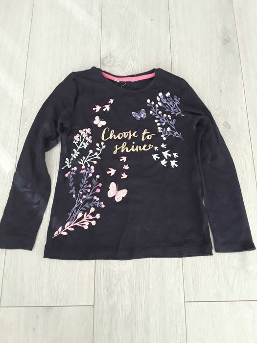 Блузки за момиче по 5 лв. за възраст от 3 до 5г.