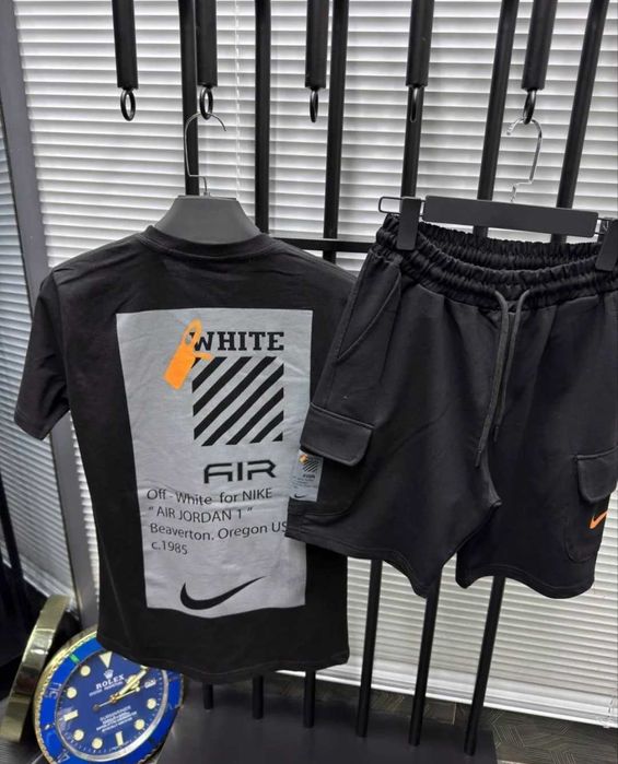 Къси маркови комплекти