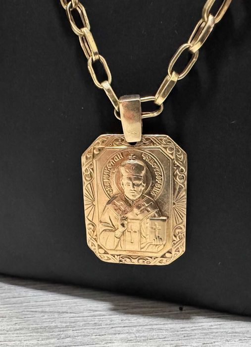 Златен синджир с висулка 14К 585-13,83 г