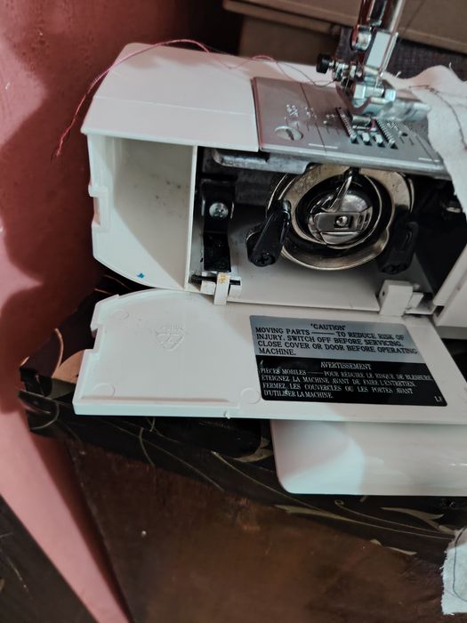 Шевна машина Singer