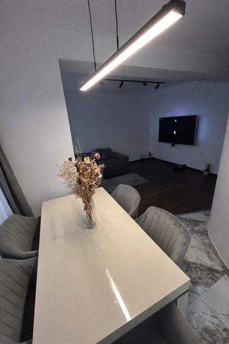 Двустаен апартамент в ж.к. Белите брези.