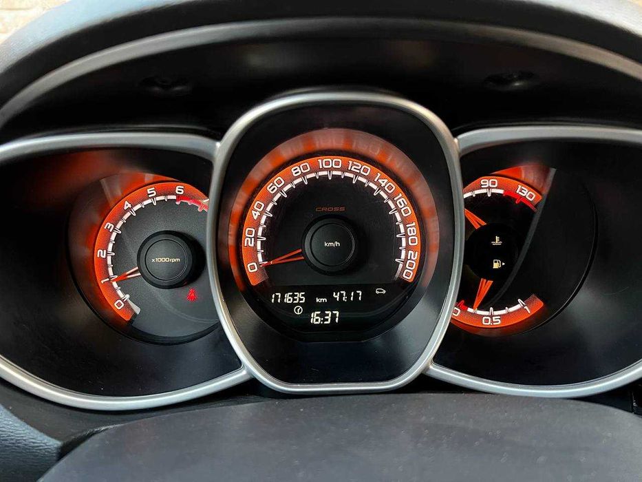 Продается Lada Vesta SW Cross