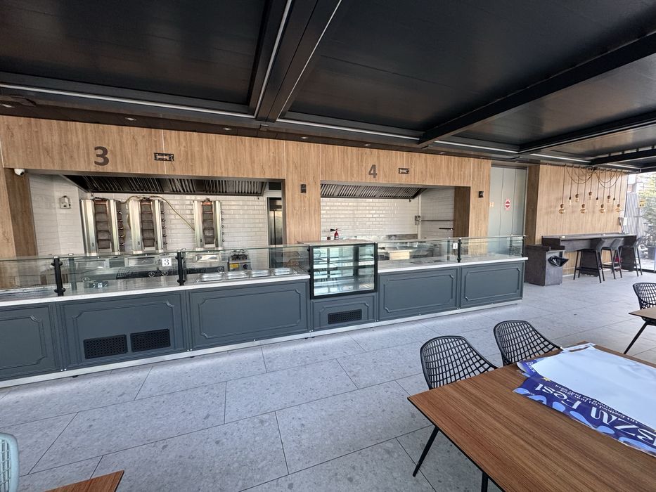 Vitrina linie cald si rece 14 metri lungime