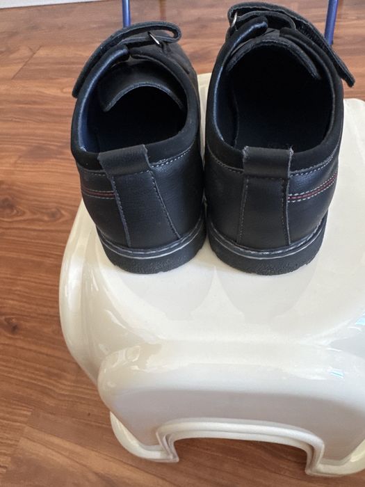 Туфли мальчуковые 34 размер