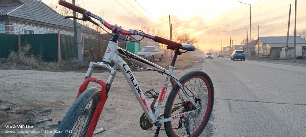 велосепед ЛАУХ .