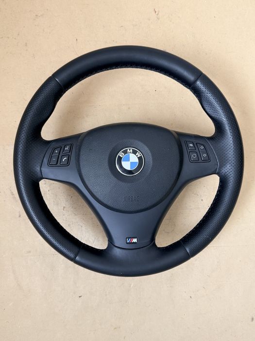 Бмв М волан bmw e84 e87 e90 e91 e92 e93