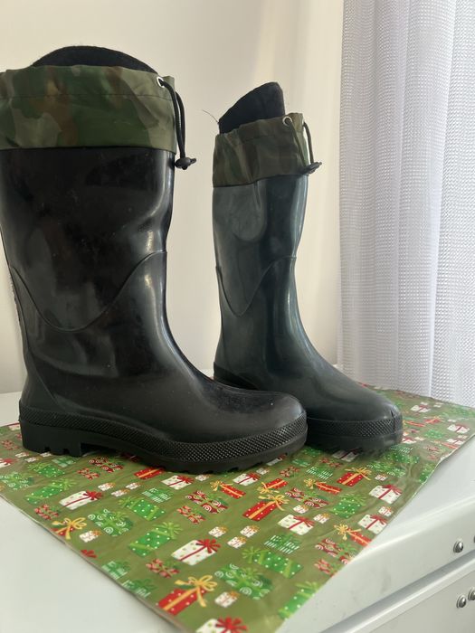 Продам боти утепленные