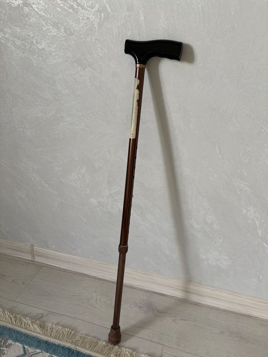 Продам трость ( трость для ходьбы)