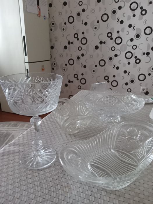 Вазы хрустальные