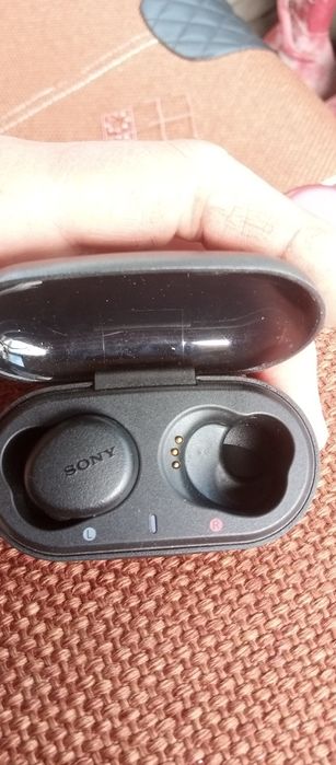 Беспроводные наушники