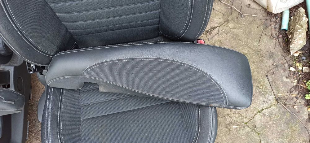 Салон за лагуна 3 Комби.