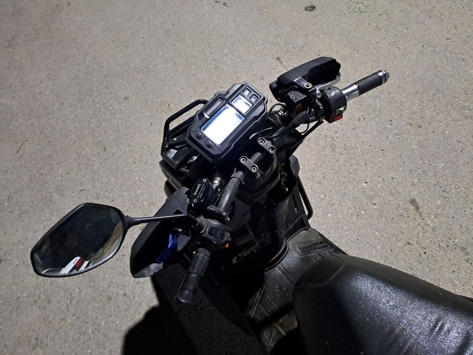 Продаётся скутер танк срочно