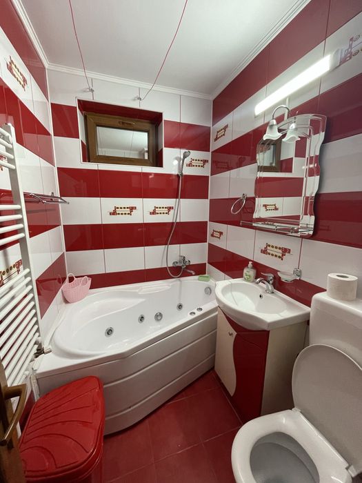 Inchiriez apartament City Park mall