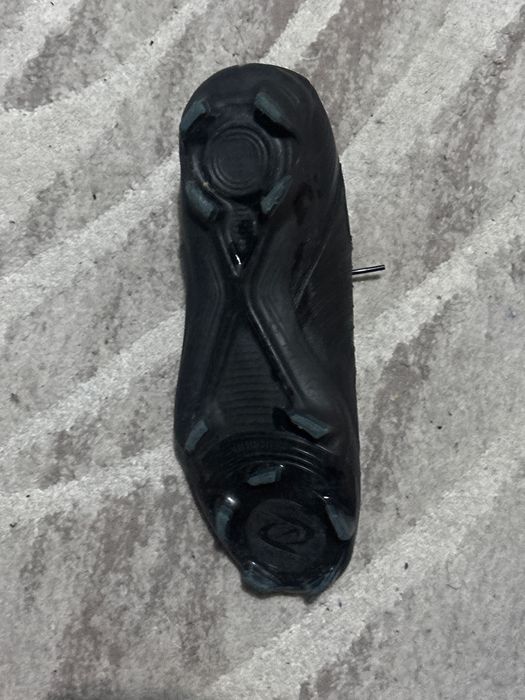 Бутонки nike phantom 40,5 номер