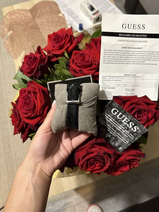 Часовник Guess, оригинален часовник на guess