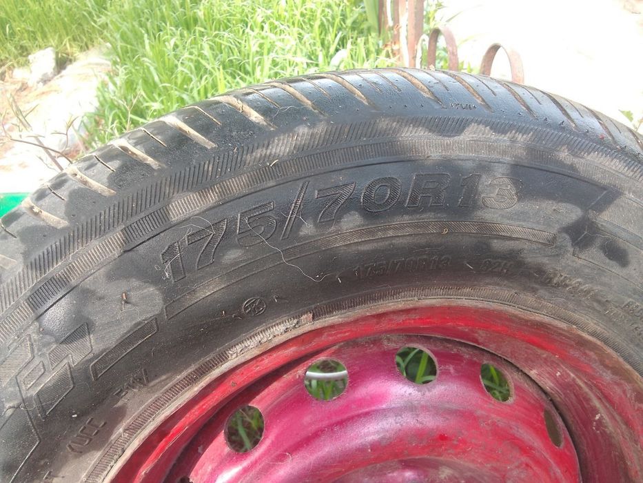 Продаются два колёса в сборе с камерами, и дисками, на жигули, пробег