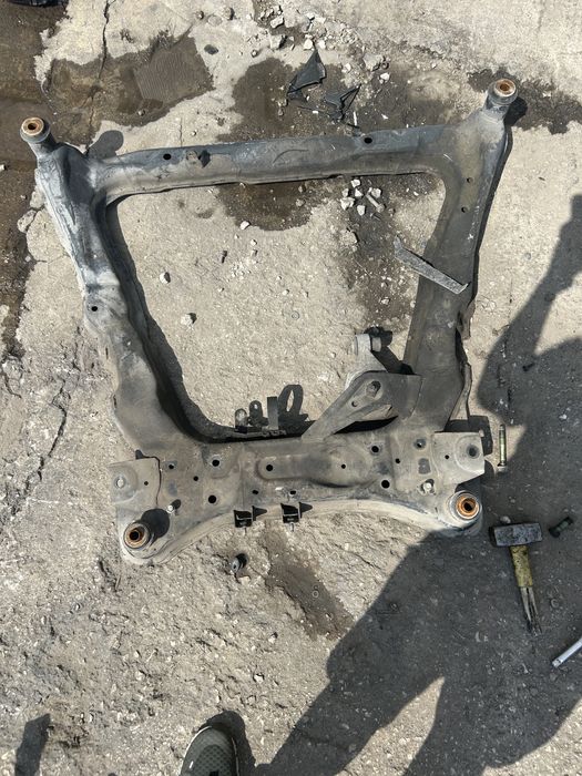 Преден мост Nissan Qashqai 2009г.