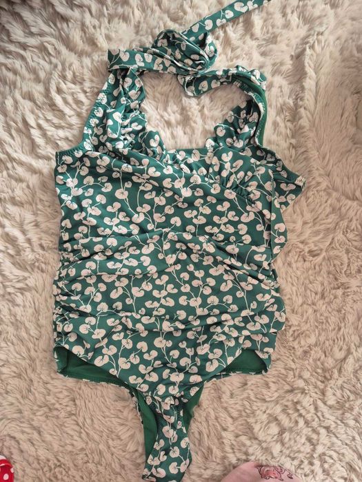 Бански Paramidonna, Calzedonia, H&M, Mango, Cider, Wonderland и други.