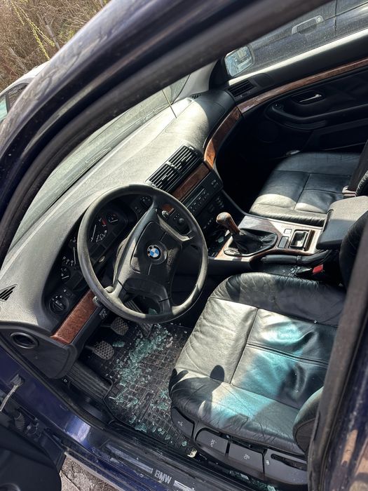 Bmw e39 520i НА ЧАСТИ