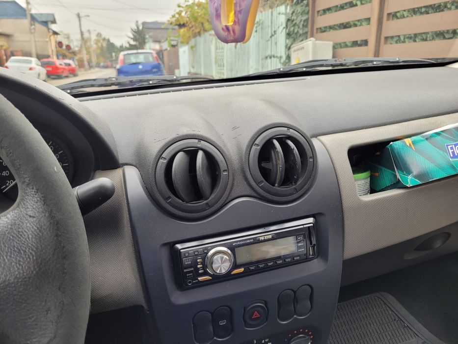 Vand Dacia Logan