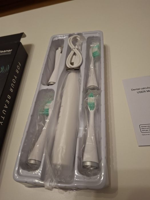 Periuta electrica + funcție si capete detartraj