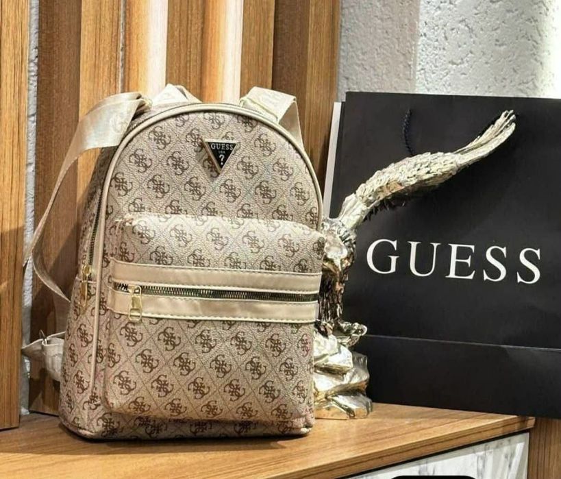 Rucsac si gentuțe dama