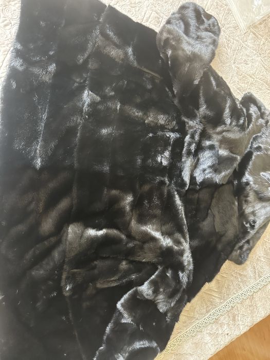 Продается норковая шуба