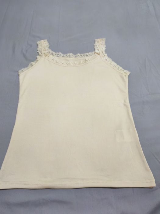 Set de 4 maiouri confortabile, mărimea 40, L
