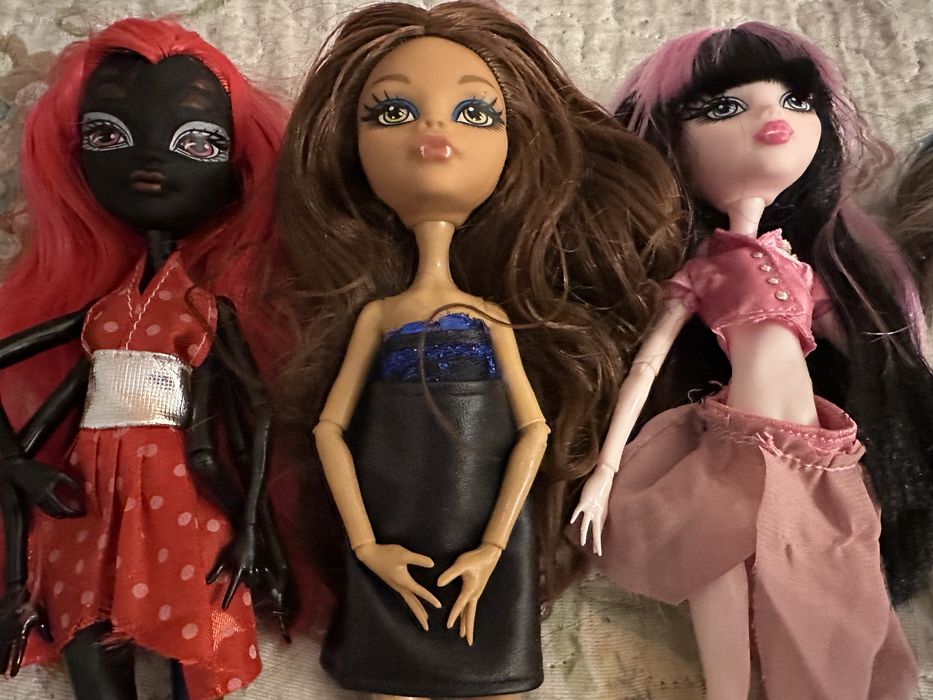 Продам  кукол монстр хай!