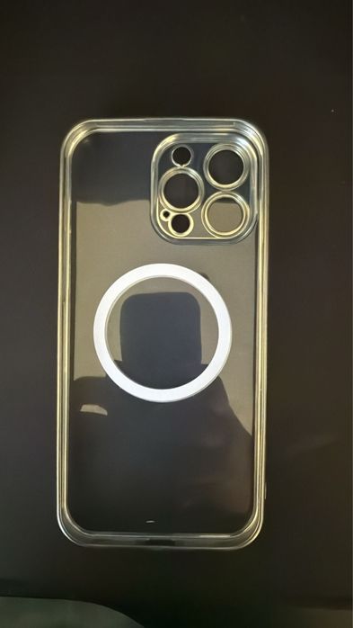 Vand husa iphone 16 pro max cu magsafe