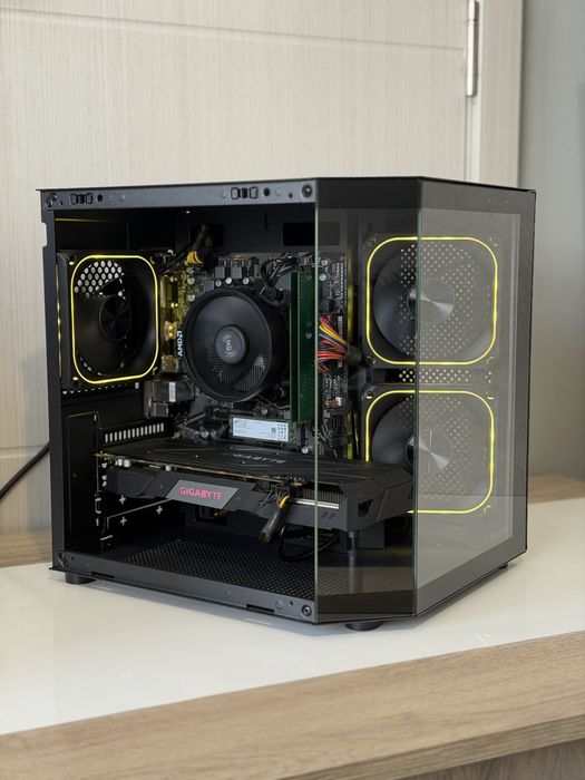 Геймърски компютър Ryzen 5 3600, GTX1660, 16GB RAM