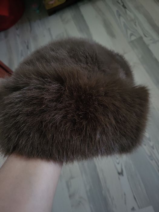 Vând Căciulă Blană