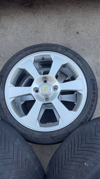 R 17 diska sotladi