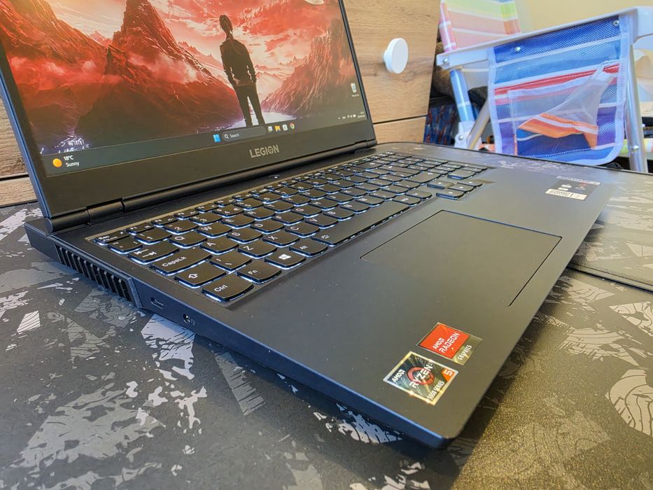 Геймърски Lenovo Legion 5 / Ryzen 5-5600H / 32GB Ram / Radeon RX 6600M/ 1TB SSD