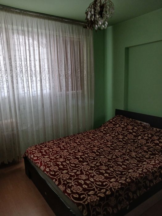 Închiriez cameră