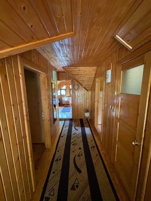 Pensiune / casa de vacanta munte Dambovicioara/ afacere