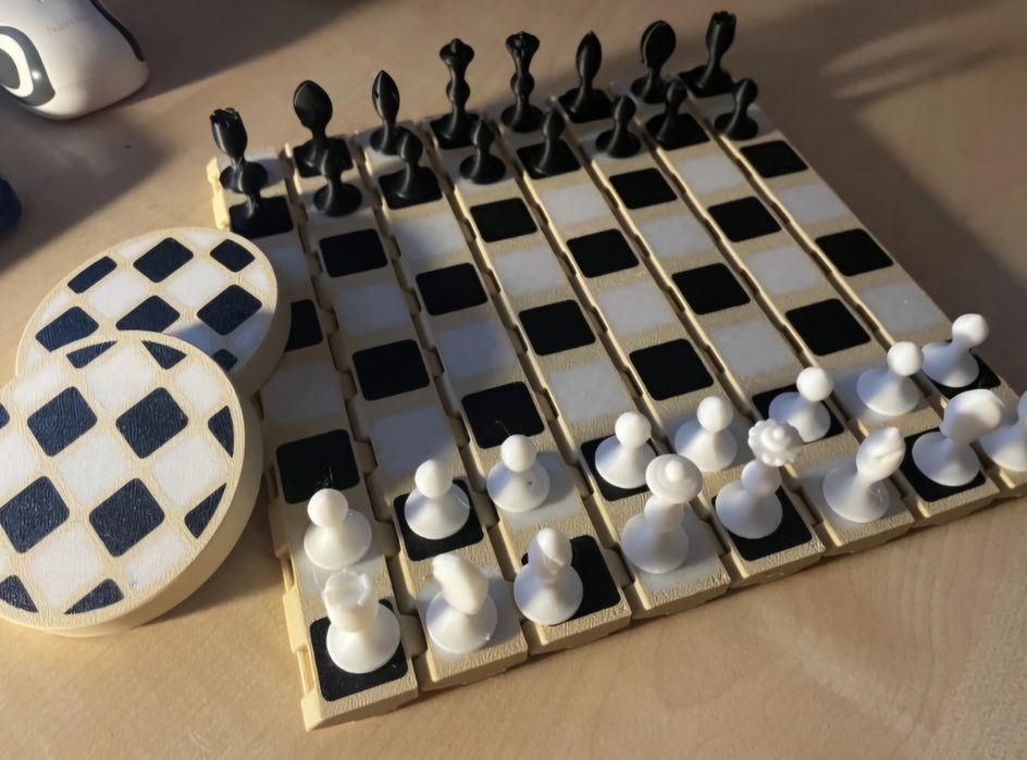 Сгъваем шах , шахматна сгъваема дъска