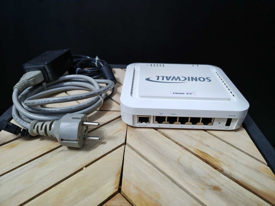 Firewall SonicWall TZ200