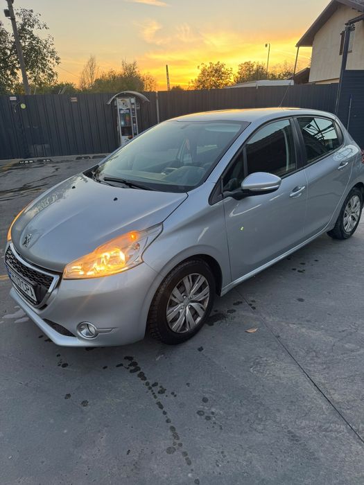 PEUGEOT 208 2015 — imagine 3