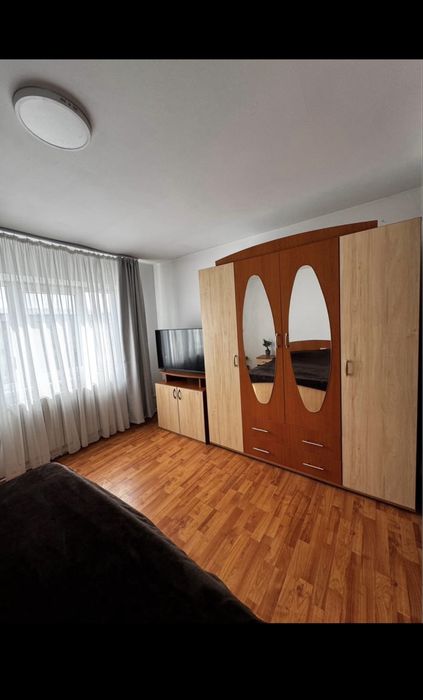 Apartament cu 2 camere 60 mp