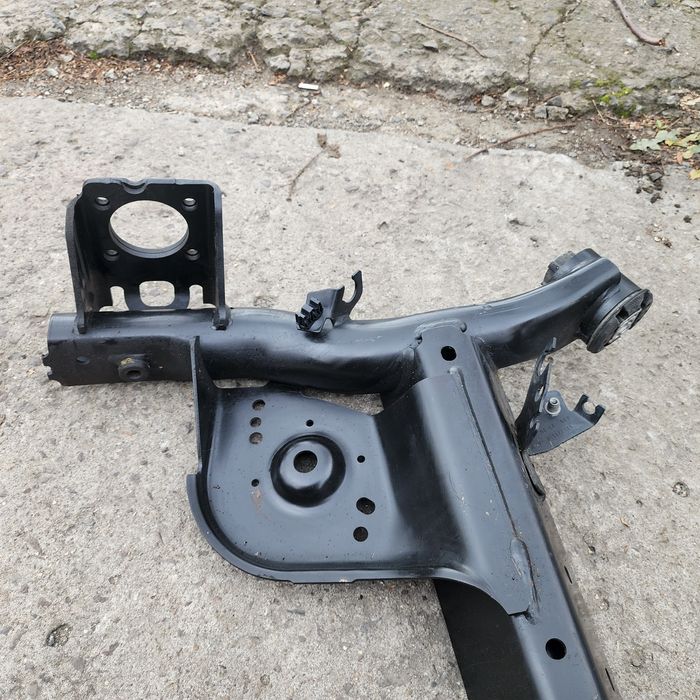 Заден мост за рено клио 5