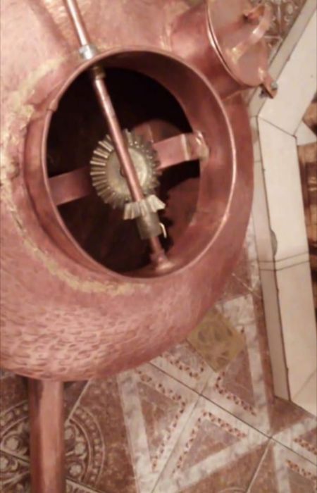 Vând cazane de țuică din cupru alimentar cu fundu de 3mm pereți de 2mm