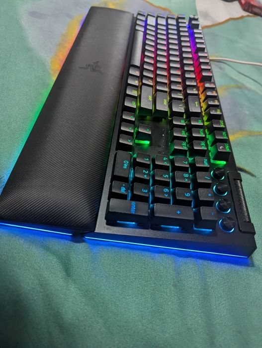 Razer blackwidow v4 pro